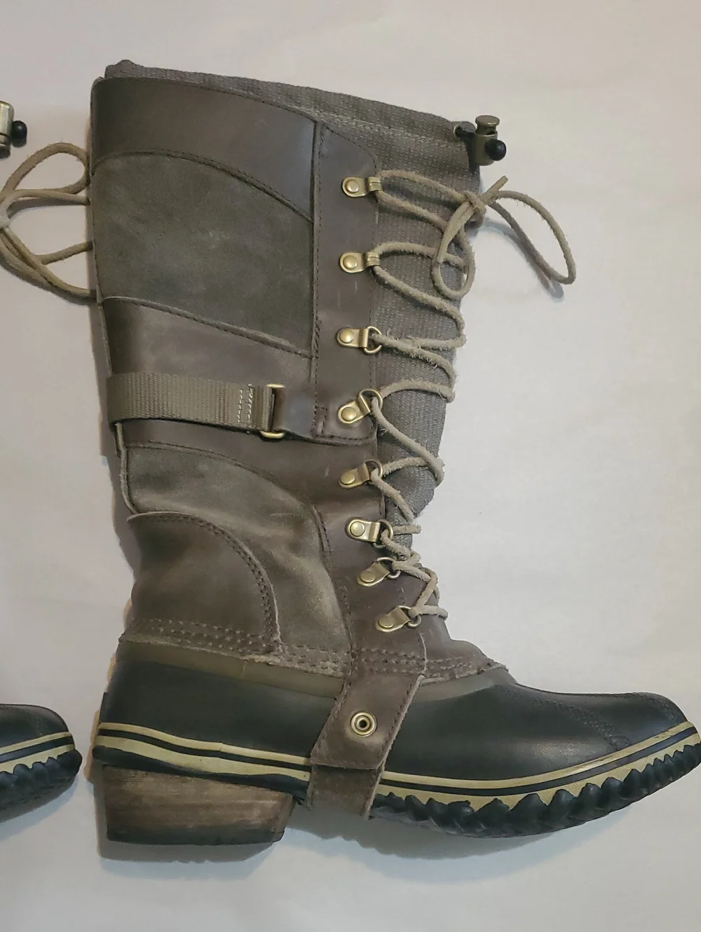Sorel Conquest Carly Tall Waterproof Leather Lace-Up Winter Boots Size 8 Brown